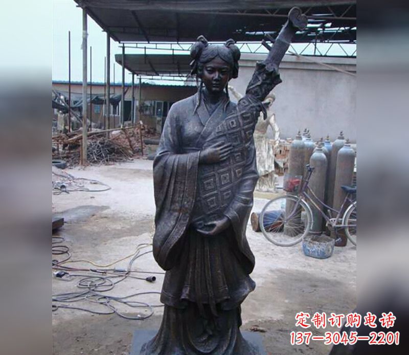 山西“爱与梦想——女性雕塑”