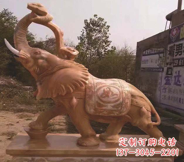 山西大象雕塑鼻卷如意