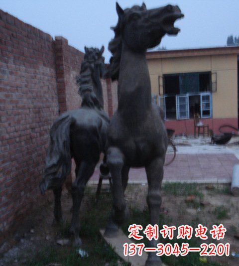 山西精美铜雕动物马