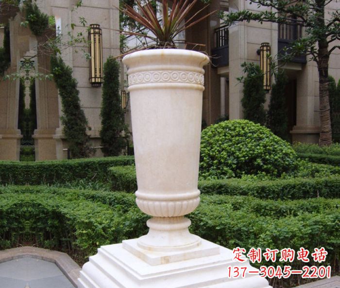 山西汉白玉花盆石雕——增添别墅景观的精致之美