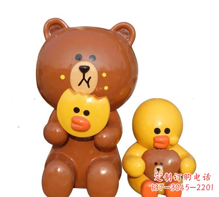 山西玻璃钢布朗熊和可妮兔