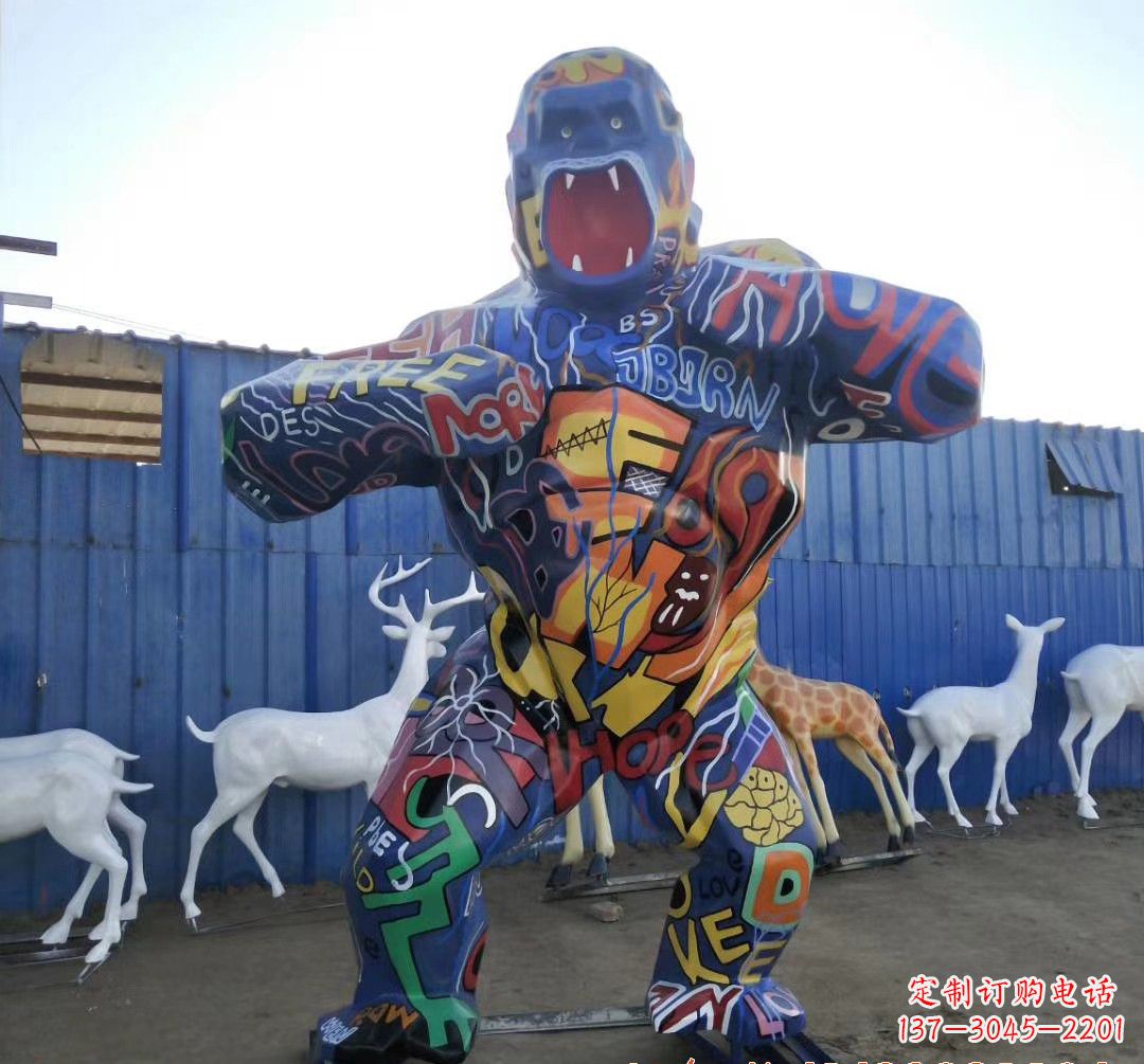 山西新颖玻璃钢猩猩雕塑