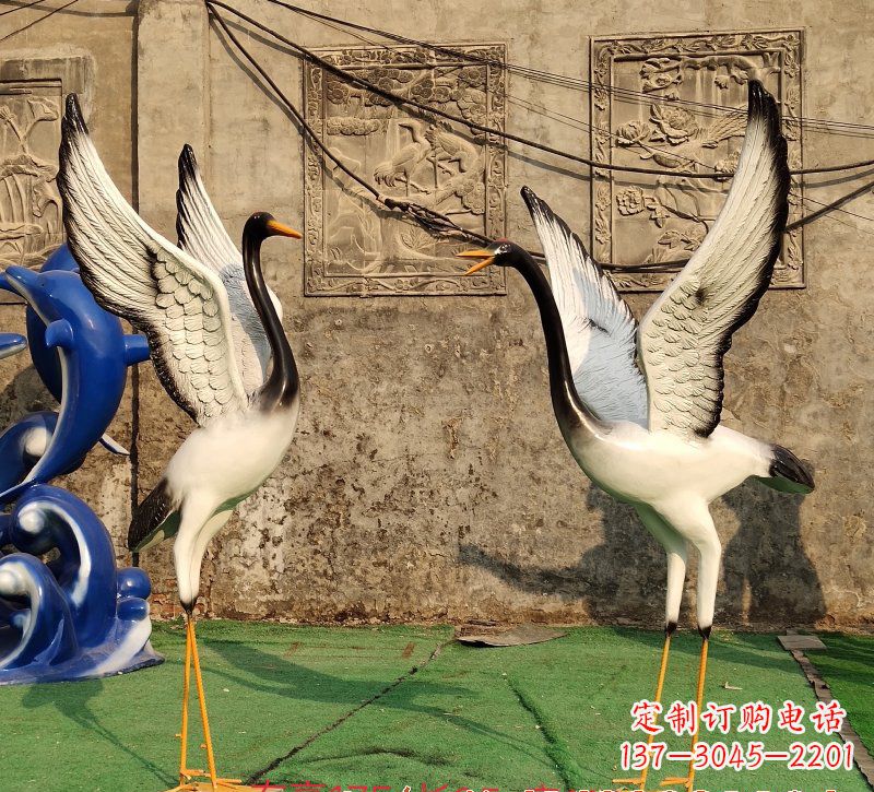 山西玻璃钢对望仙鹤雕塑