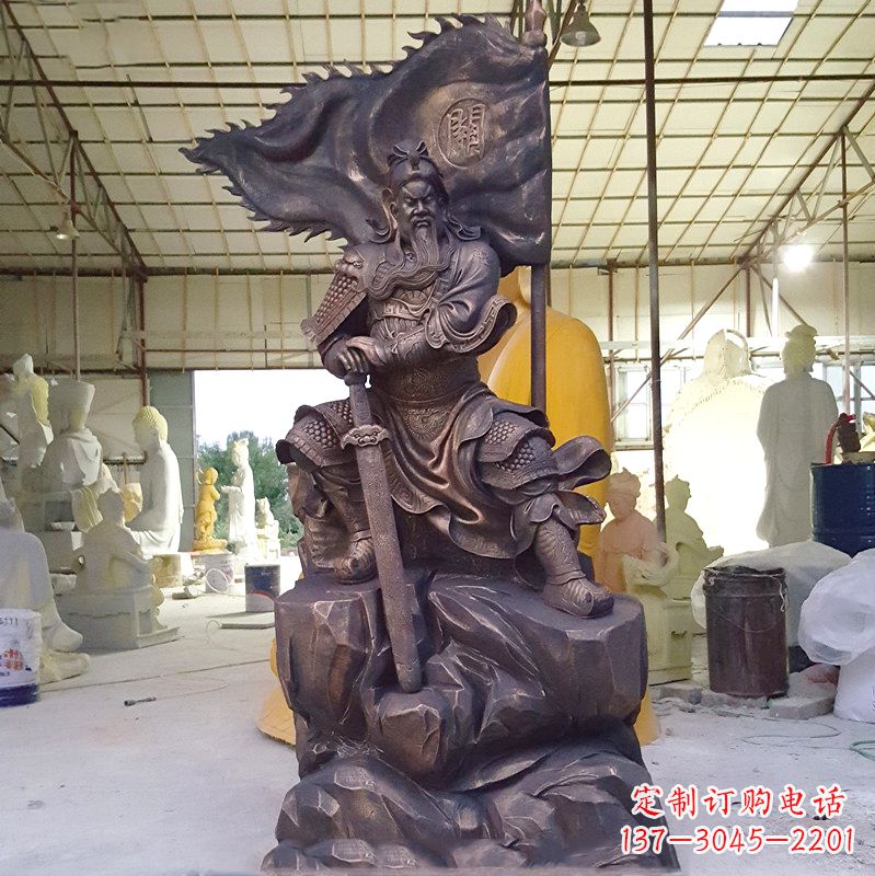 山西玻璃钢仿铜关公雕塑传承中国传统文化