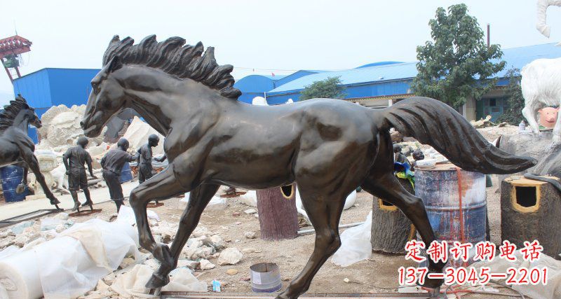 山西玻璃钢仿铜马广场动物雕塑精美雕塑装点繁华城市