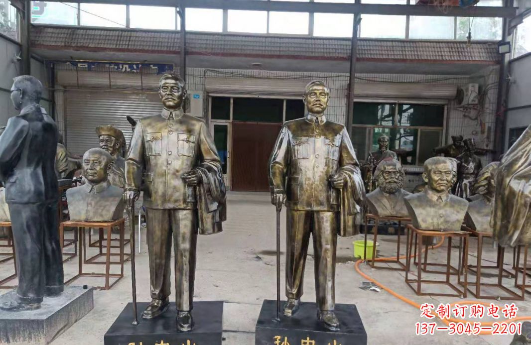 山西玻璃钢仿铜的孙中山雕塑——缅怀伟人,传承精神