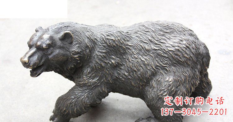 山西以玻璃钢制作的北极熊雕塑