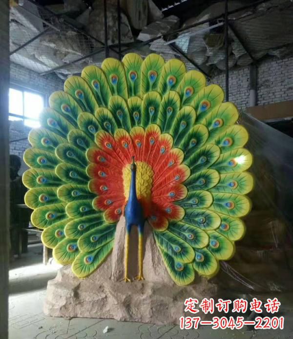 山西玻璃钢制作的孔雀雕塑