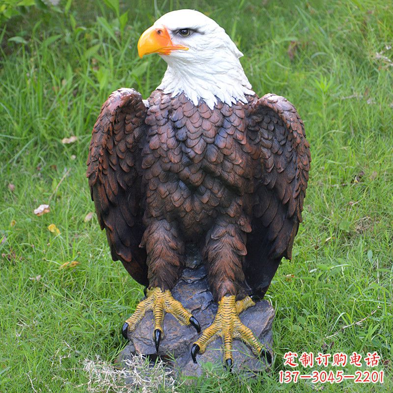 山西玻璃钢仿真老鹰雕塑