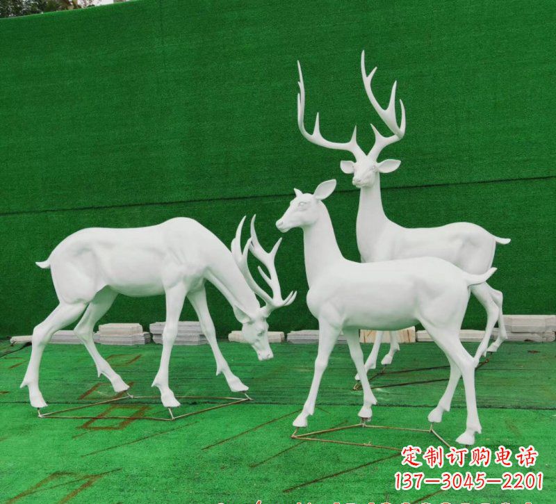 山西玻璃钢鹿群雕塑