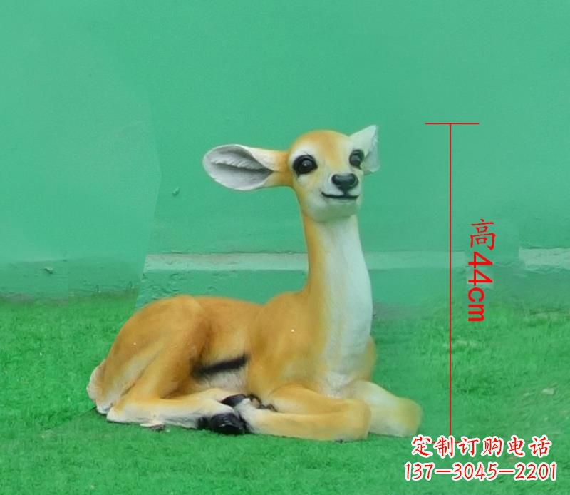 山西玻璃钢公园仿真动物羚羊雕塑