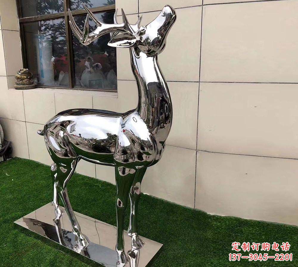 山西不锈钢别墅镜面小鹿雕塑