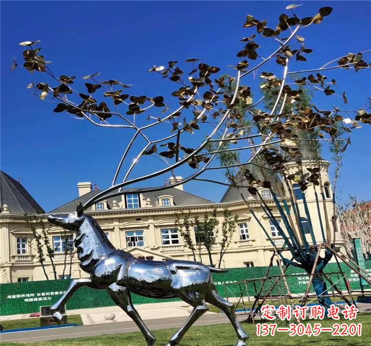 山西不锈钢梅花鹿雕塑精美而又经久不衰