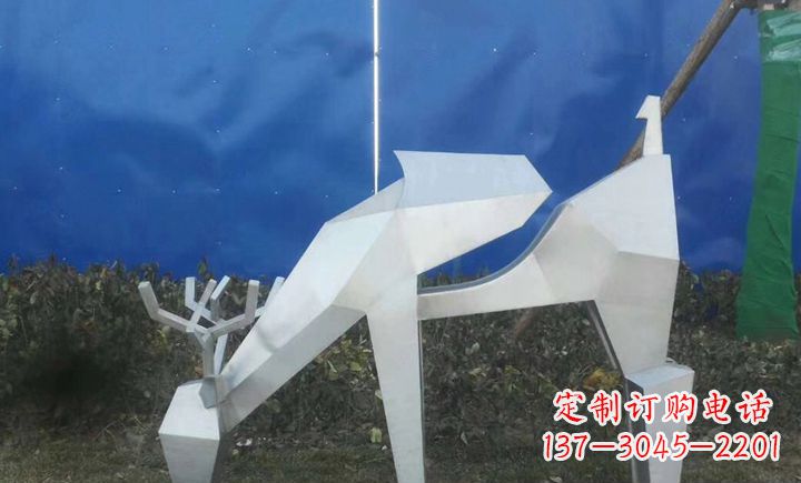 山西梅花鹿不锈钢不规则雕塑的传奇