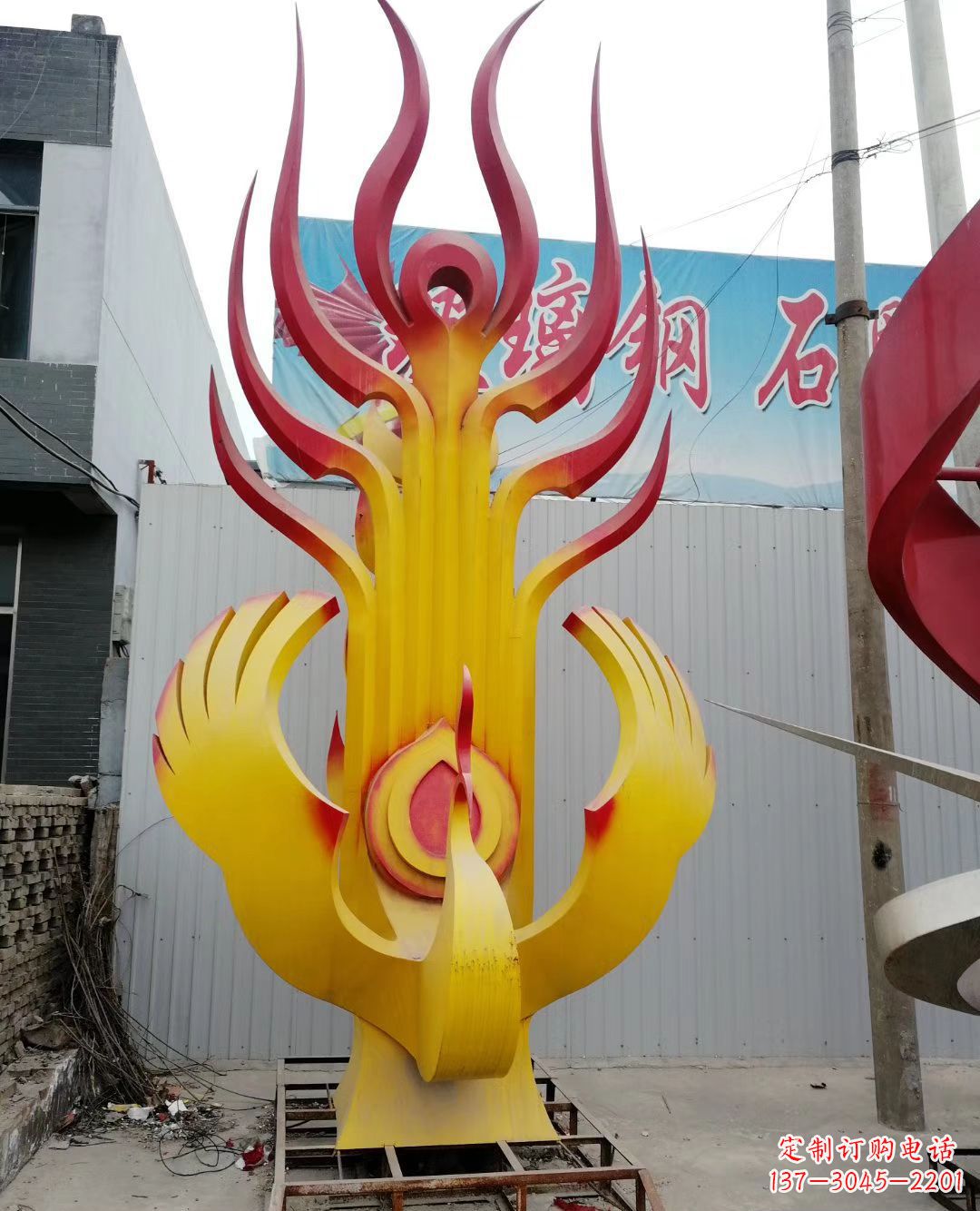 山西不锈钢彩色凤凰雕塑美丽的象征