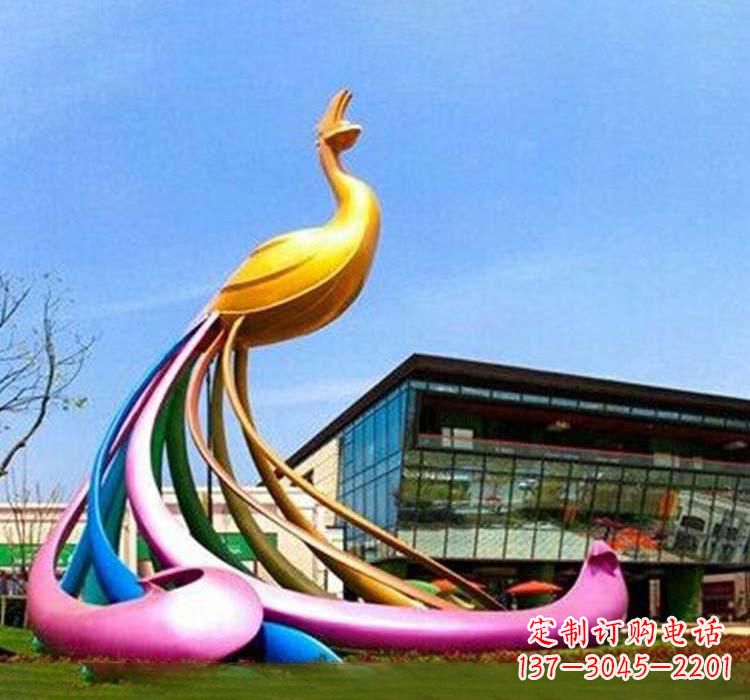 山西不锈钢彩色孔雀雕塑——美轮美奂的艺术精品