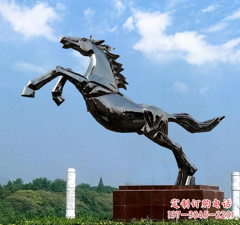 山西不锈钢城市艺术奔马雕塑精美的艺术之作