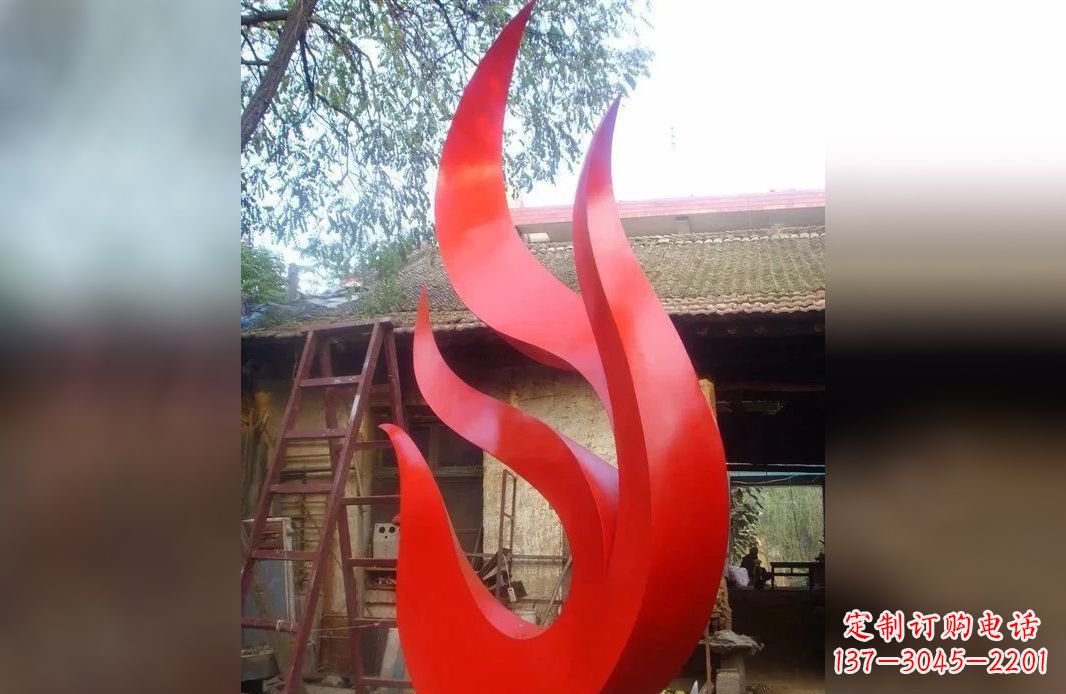 山西凤凰展翅飞翔的不锈钢雕塑