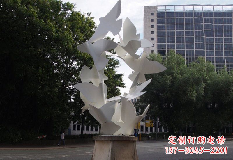 山西美丽而宁静的不锈钢和平鸽雕塑
