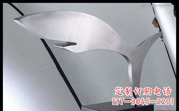 山西精美不锈钢鲸鱼雕塑