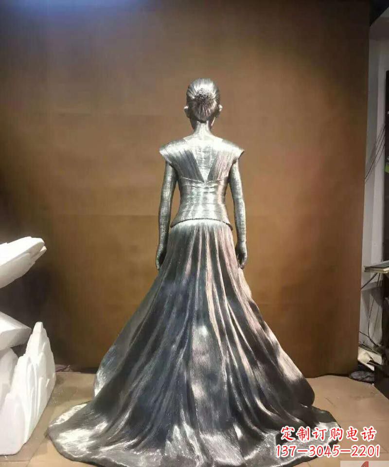 山西女性之美不锈钢抽象女人身影雕塑