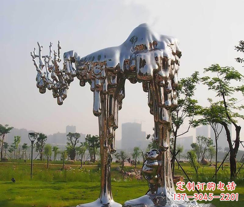 山西拱门雕塑以不锈钢点缀精美的艺术品