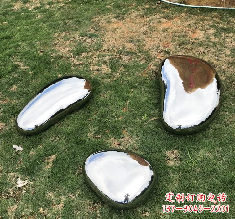 山西不锈钢鹅卵石雕塑精致与经典的完美结合