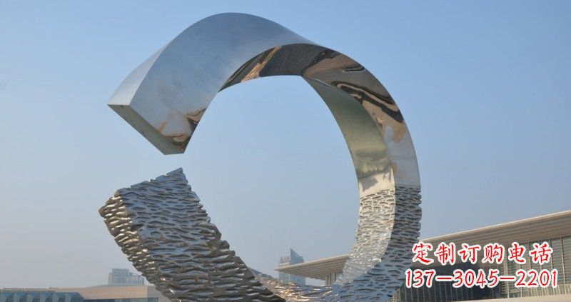 山西不锈钢抽象圆环广场景观雕塑