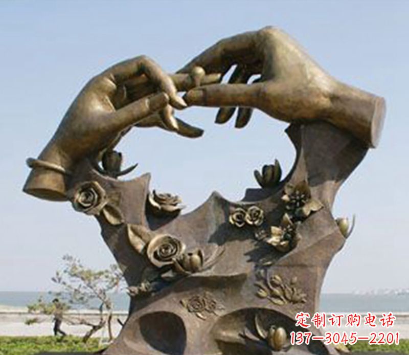 山西不锈钢戒指雕塑表达爱的艺术精品