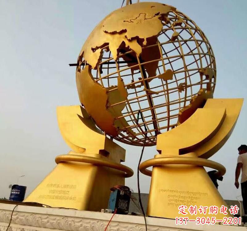 山西不锈钢地球仪镂空雕塑以艺术展示地球的美