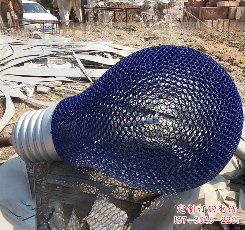 山西不锈钢灯泡雕塑22