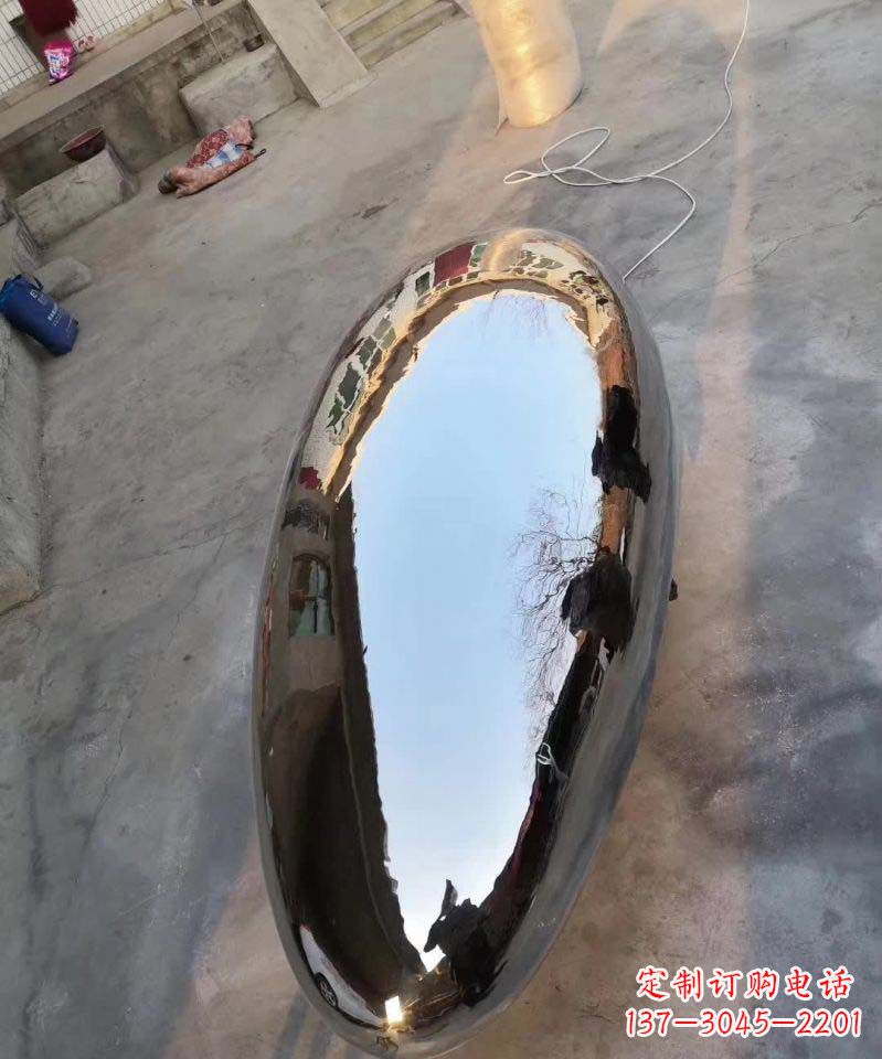 山西不锈钢水滴雕塑一种美观耐用的艺术品