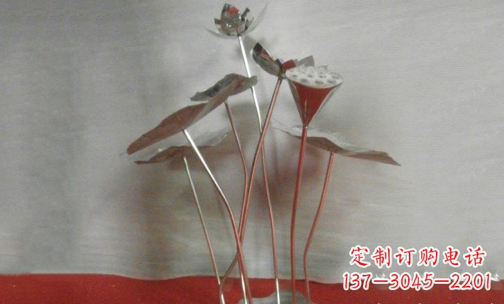 山西不锈钢锻造的荷叶雕塑