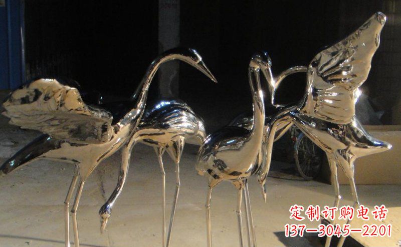 山西不锈钢锻造仙鹤雕塑