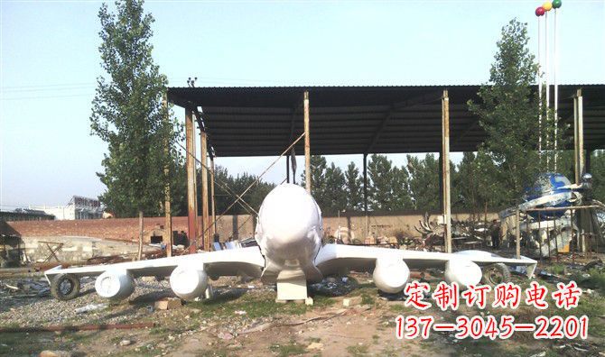 山西不锈钢飞机雕塑给空中飞行者的致敬