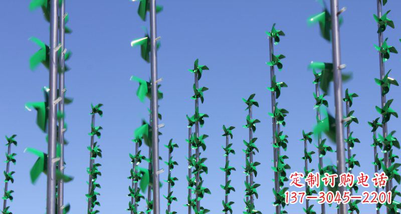 山西螺旋风车给广场景观带来的旋转欢乐