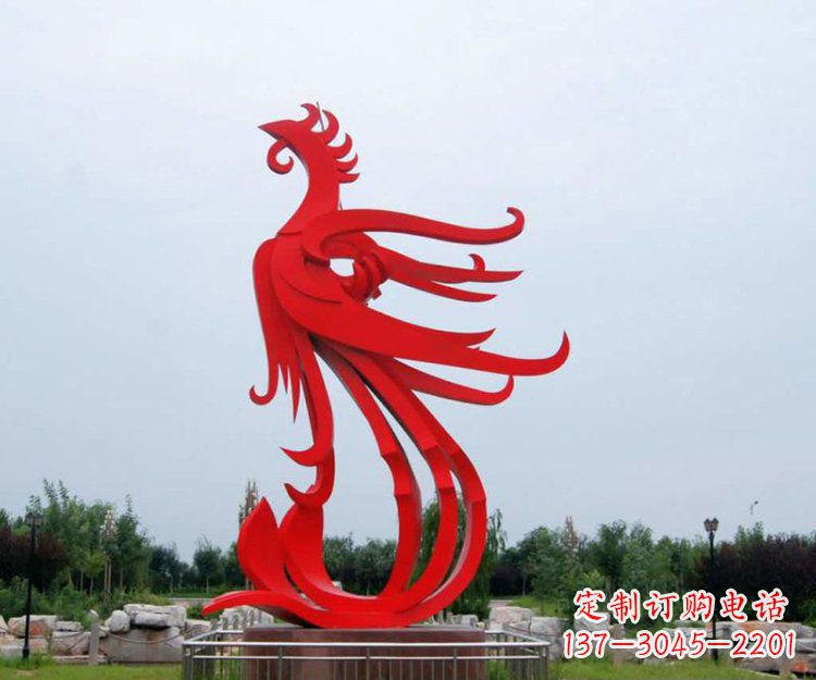 山西精美凤凰雕塑点亮凤凰公园
