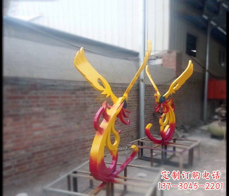 山西凤凰雕塑美化公园景观