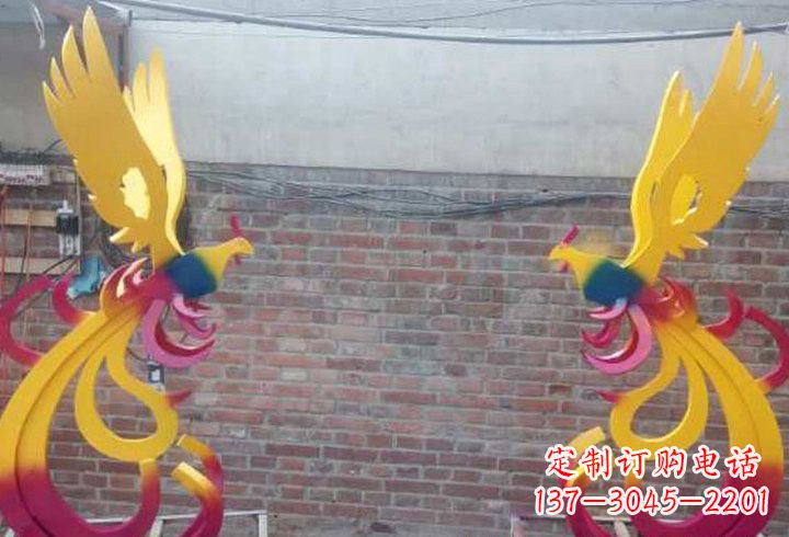 山西不锈钢公园彩色凤凰雕塑——艺术与自然的融合