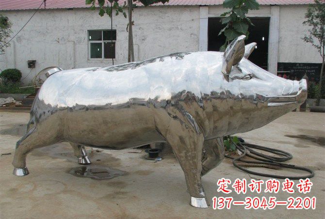 山西不锈钢公园动物猪雕塑精美雕塑展现完美美学