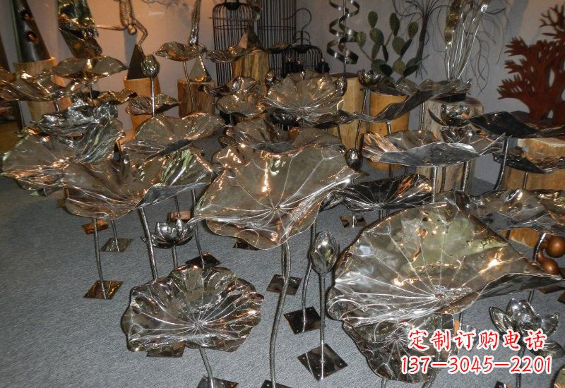 山西不锈钢公园锻造荷花荷叶雕塑