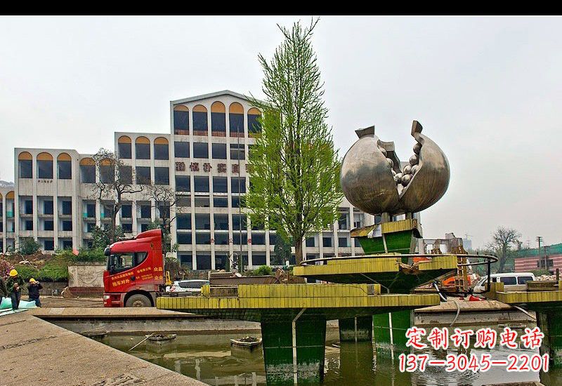 山西不锈钢石榴雕塑灿烂的艺术之美