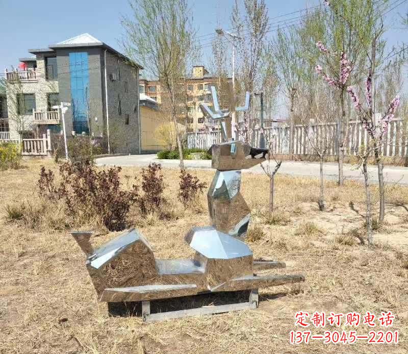 山西不锈钢公园小鹿雕塑给公园带来温馨气息