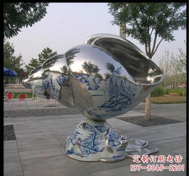 山西不锈钢海螺景观雕塑2