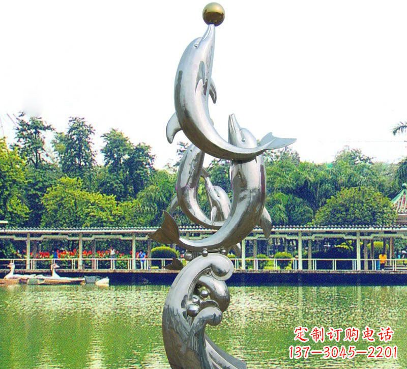 山西海豚的美丽雕塑