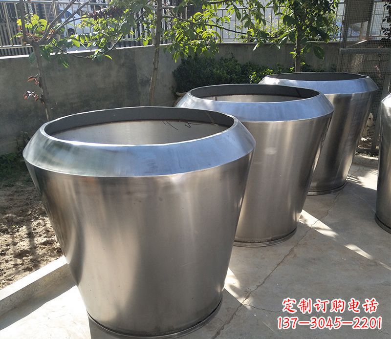 山西不锈钢花盆雕塑