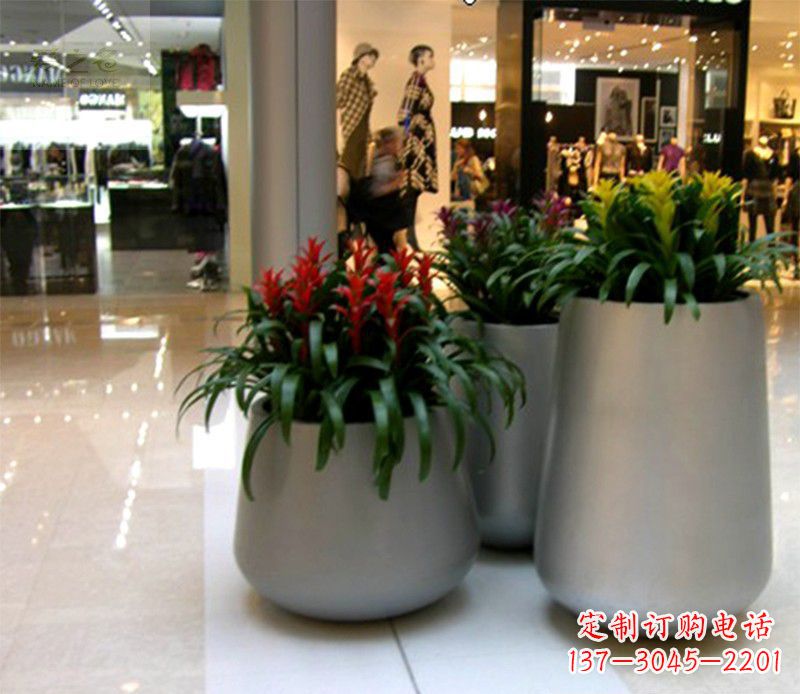 山西不锈钢花盆雕塑2