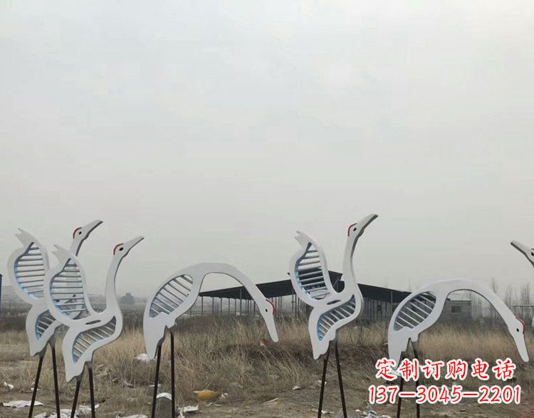 山西精美不锈钢仙鹤雕塑
