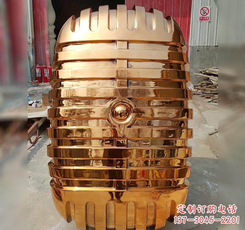 山西不锈钢金话筒雕塑