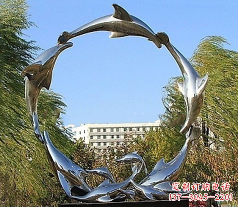 山西该雕塑的内容、设计理念和文化意义。